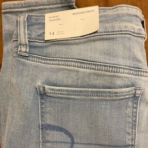 American eagle jeans high rise Jeggings.